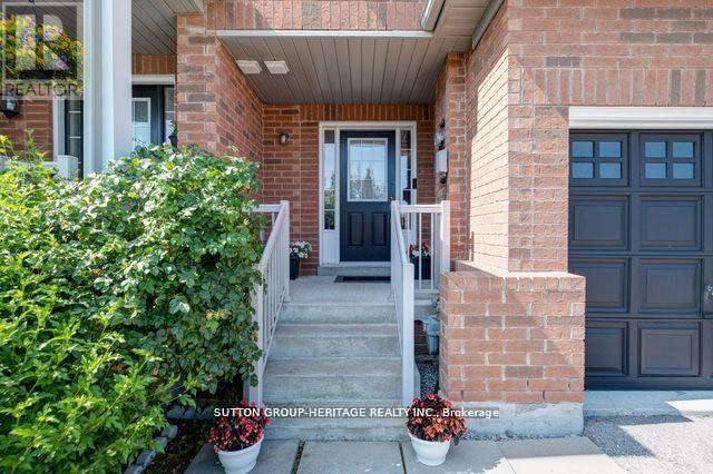 4 Hickman Road, Ajax (South East), Ontario  L1S 0C8 - Photo 3 - E12702902