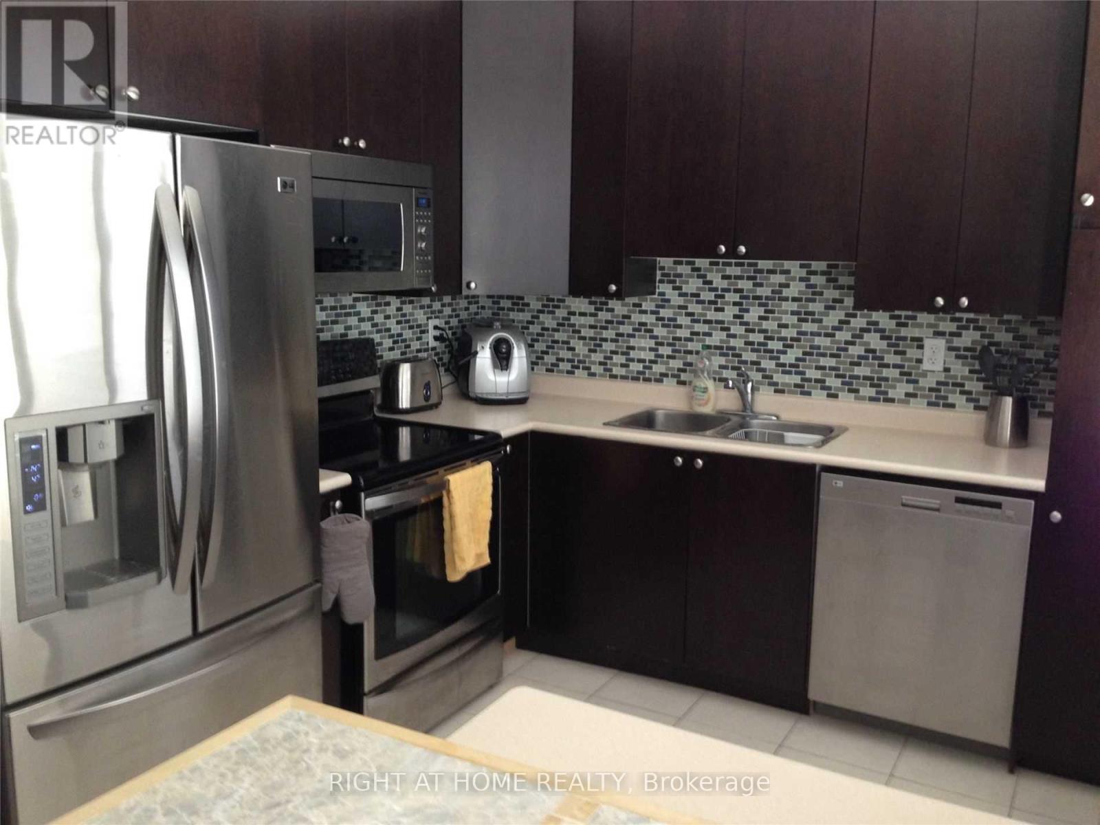 78 - 1250 St Martins Drive, Pickering, Ontario  L1W 0A2 - Photo 10 - E12702924