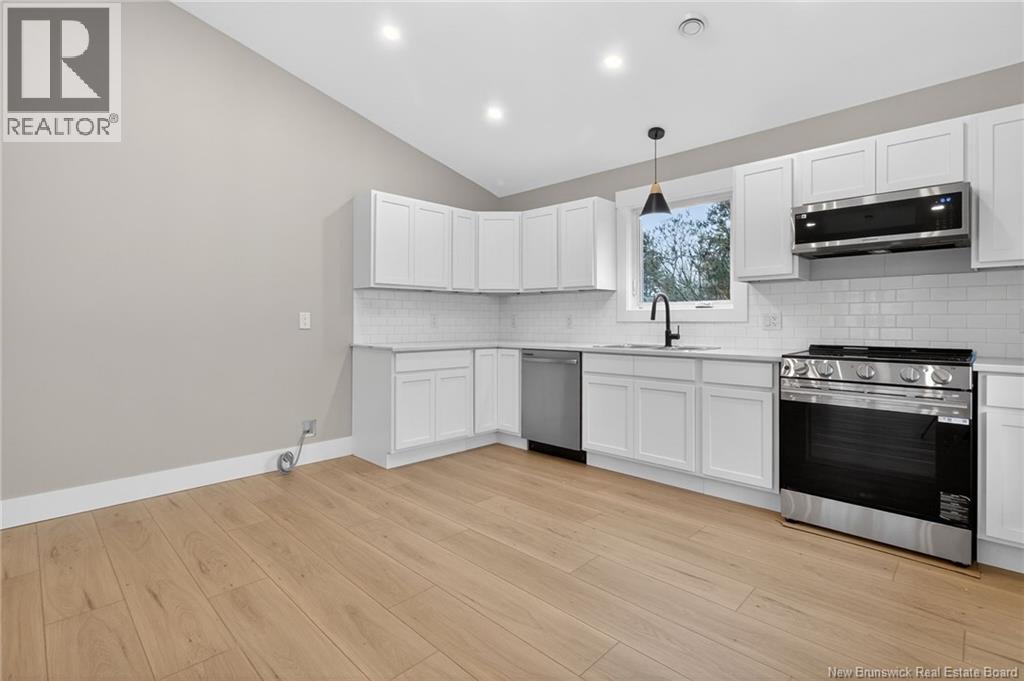 71 Boyd Street, Salisbury, New Brunswick  E4J 2A6 - Photo 7 - NB132334