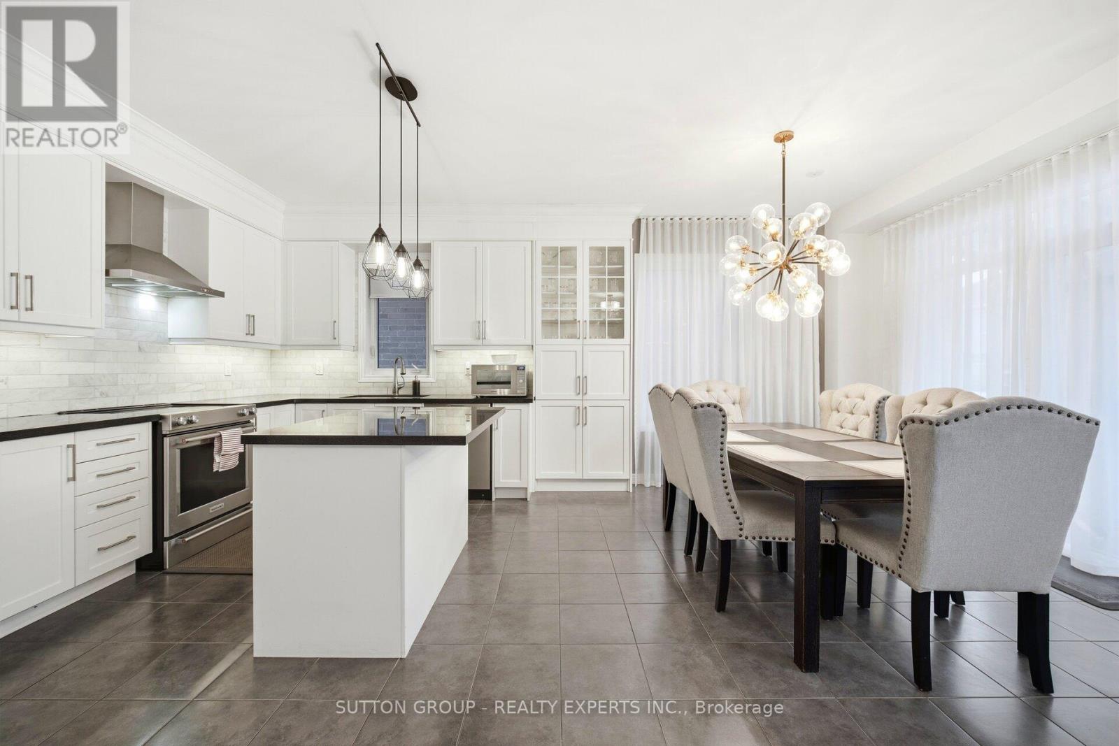 146 Beaconsfield Drive, Vaughan (Kleinburg), Ontario  L4H 4L7 - Photo 11 - N12702838