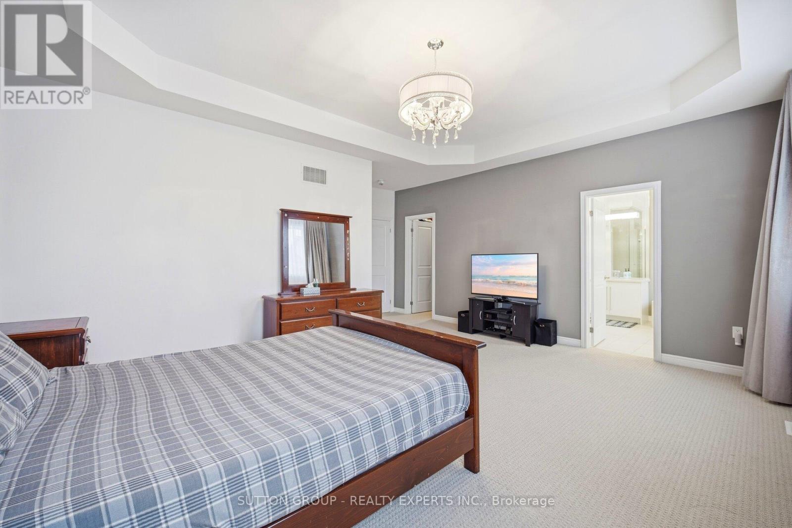 146 Beaconsfield Drive, Vaughan (Kleinburg), Ontario  L4H 4L7 - Photo 22 - N12702838