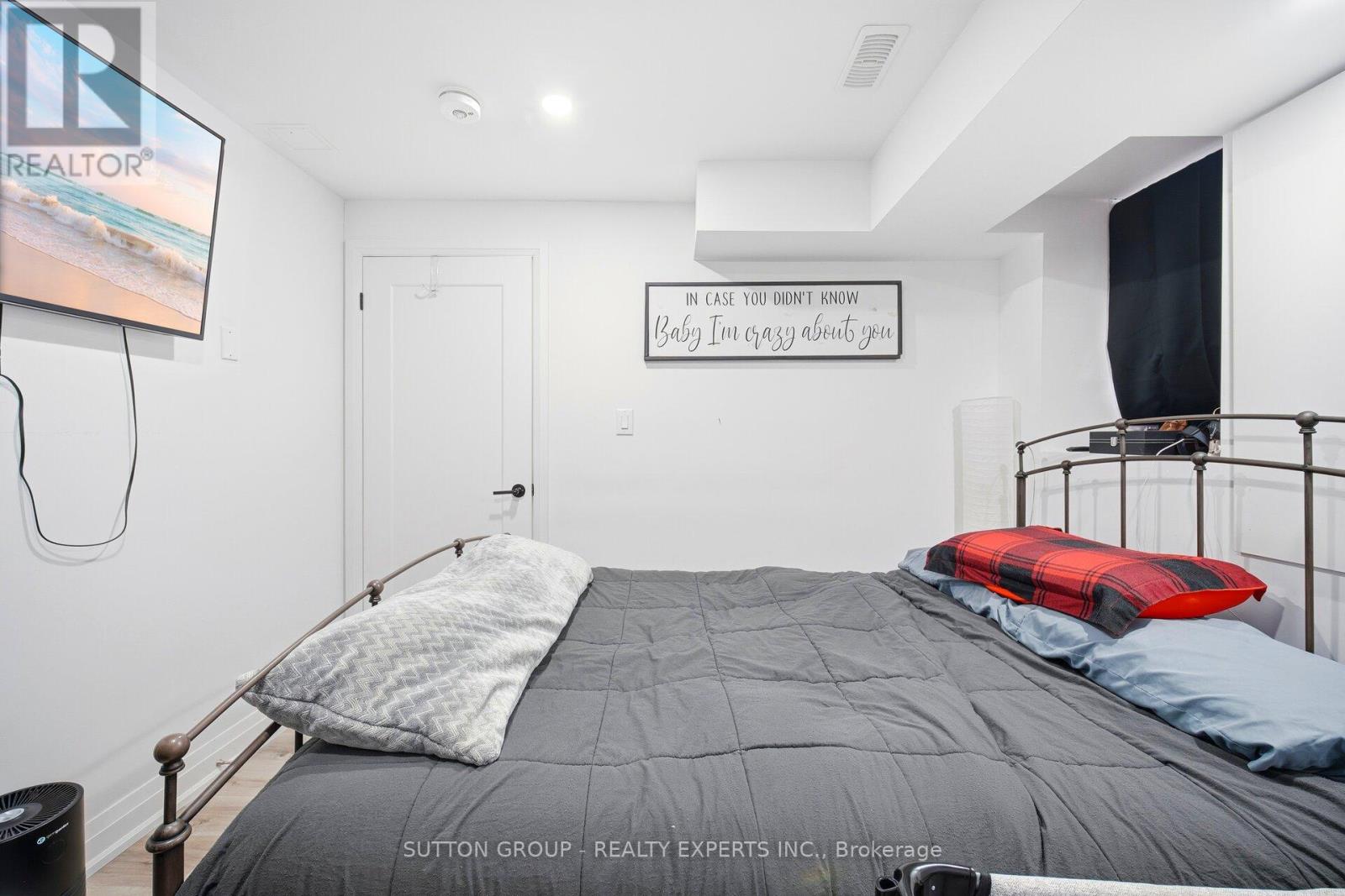 146 Beaconsfield Drive, Vaughan (Kleinburg), Ontario  L4H 4L7 - Photo 44 - N12702838