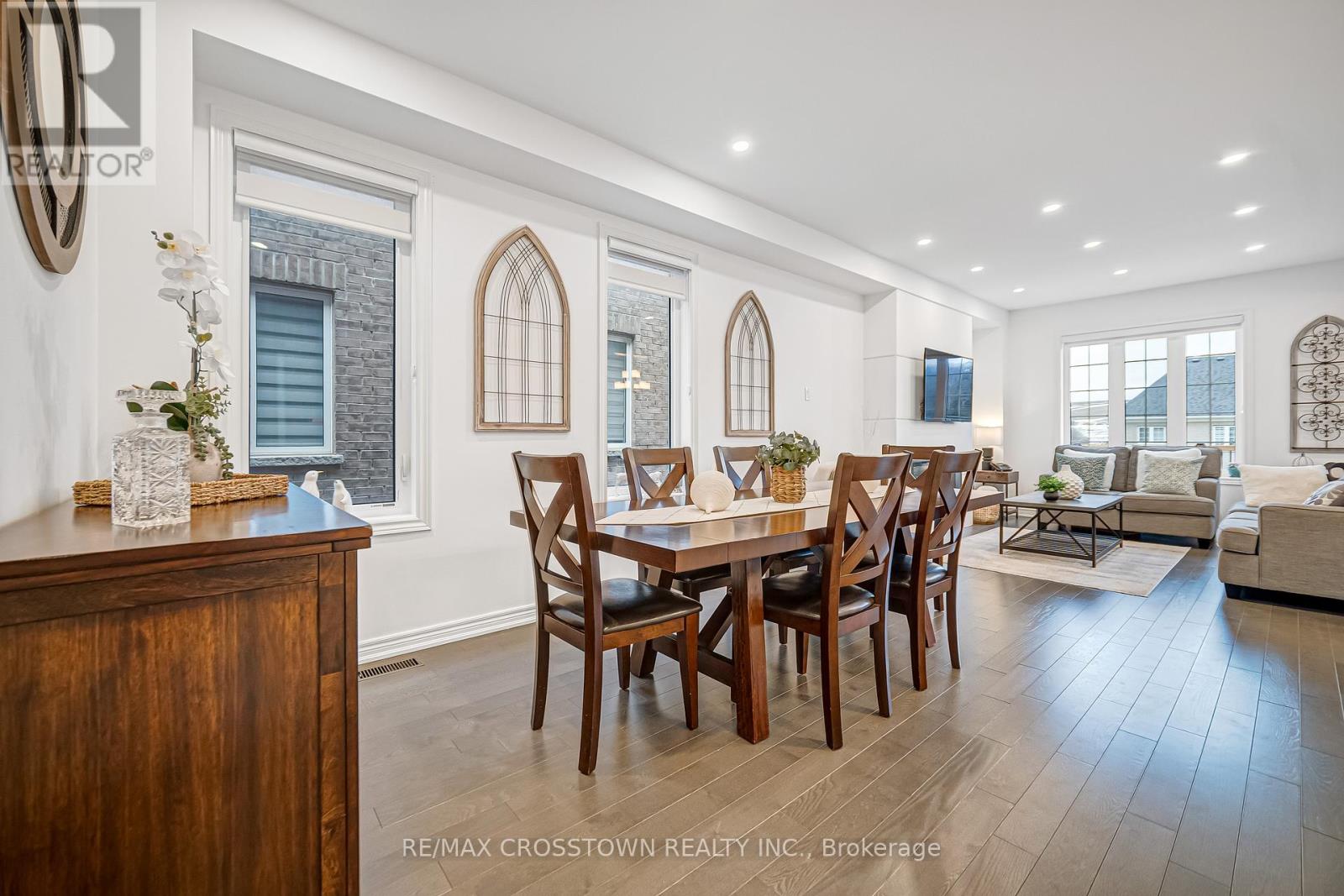 38 Richard Boyd Drive, East Gwillimbury, Ontario  L9N 0S6 - Photo 8 - N12702896