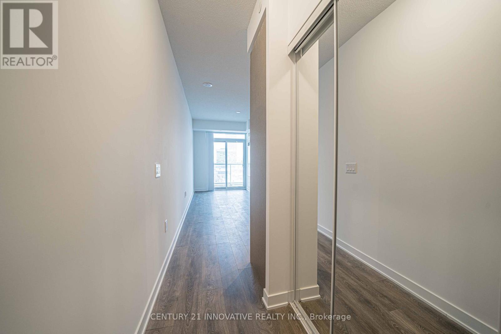 902 - 10 Honeycrisp Crescent, Vaughan, Ontario  L4K 0M7 - Photo 5 - N12702962