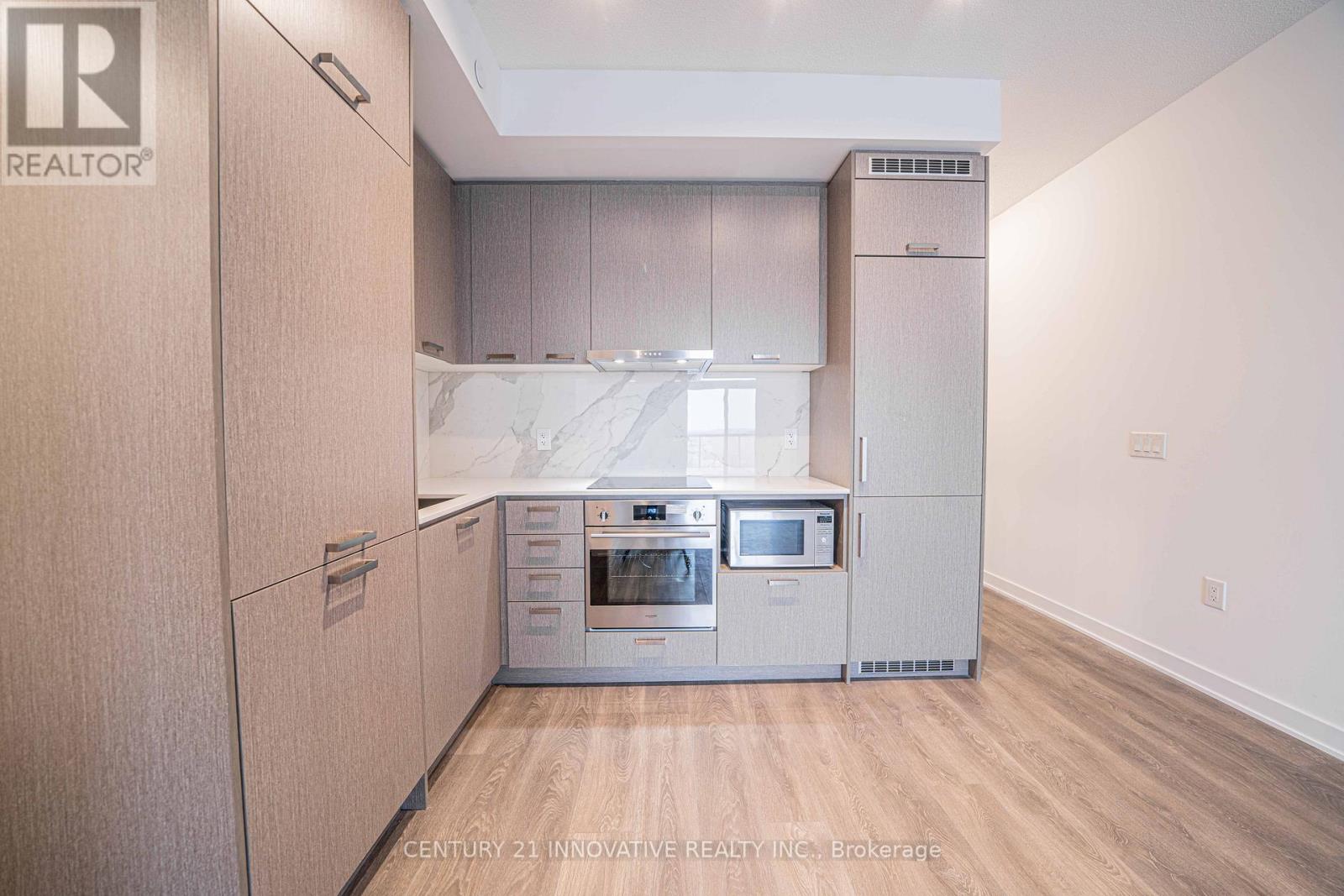 902 - 10 Honeycrisp Crescent, Vaughan, Ontario  L4K 0M7 - Photo 7 - N12702962