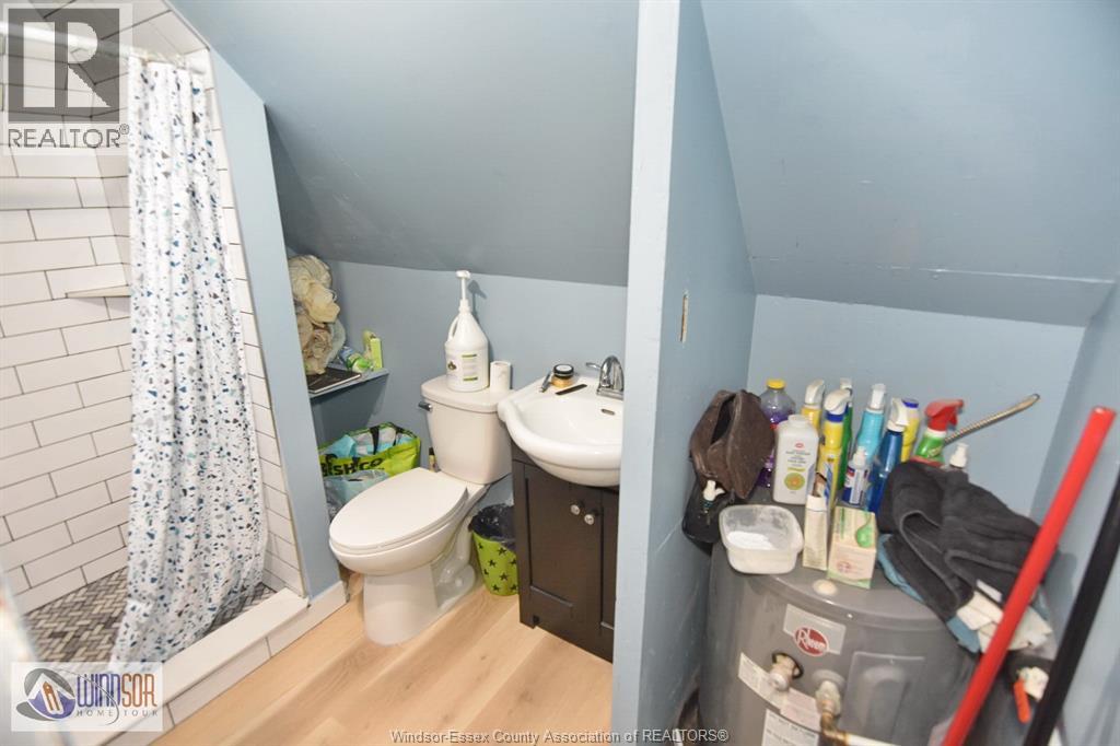 1453 Wyandotte Street East, Windsor, Ontario  N9A 3L1 - Photo 28 - 26001295