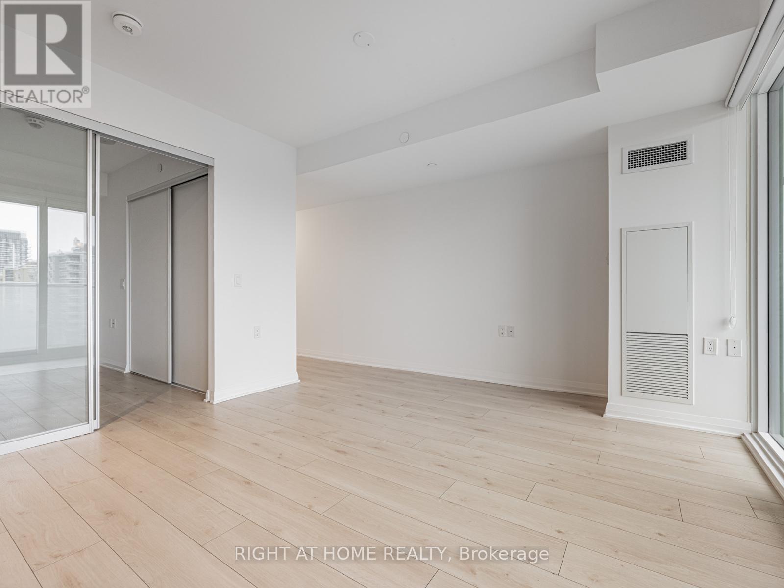 1106 - 99 Foxbar Road, Toronto, Ontario  M4V 0B2 - Photo 14 - C12689722