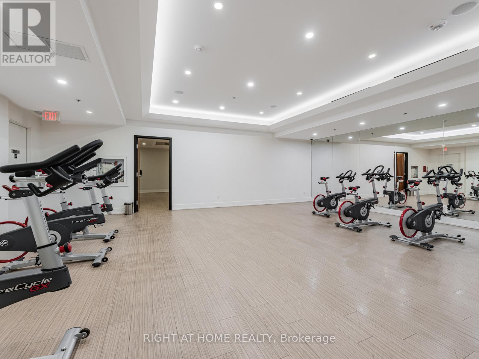 1106 - 99 Foxbar Road, Toronto, Ontario  M4V 0B2 - Photo 24 - C12689722