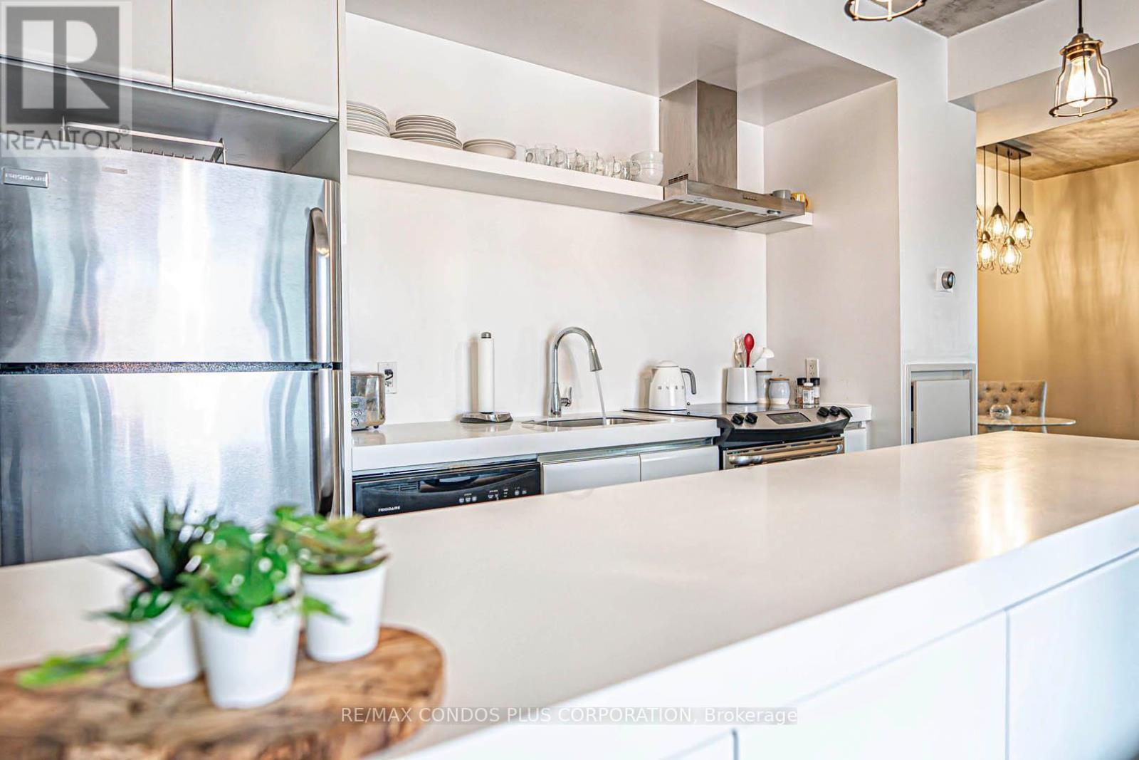 424 - 75 Portland Street, Toronto, Ontario  M5V 2M9 - Photo 19 - C12693174