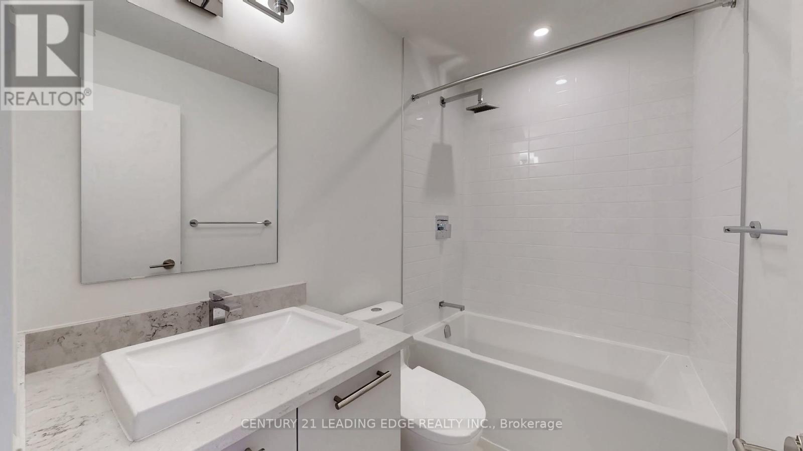 224 - 101 Cathedral High Street, Markham, Ontario  L6C 0P1 - Photo 12 - N12688414