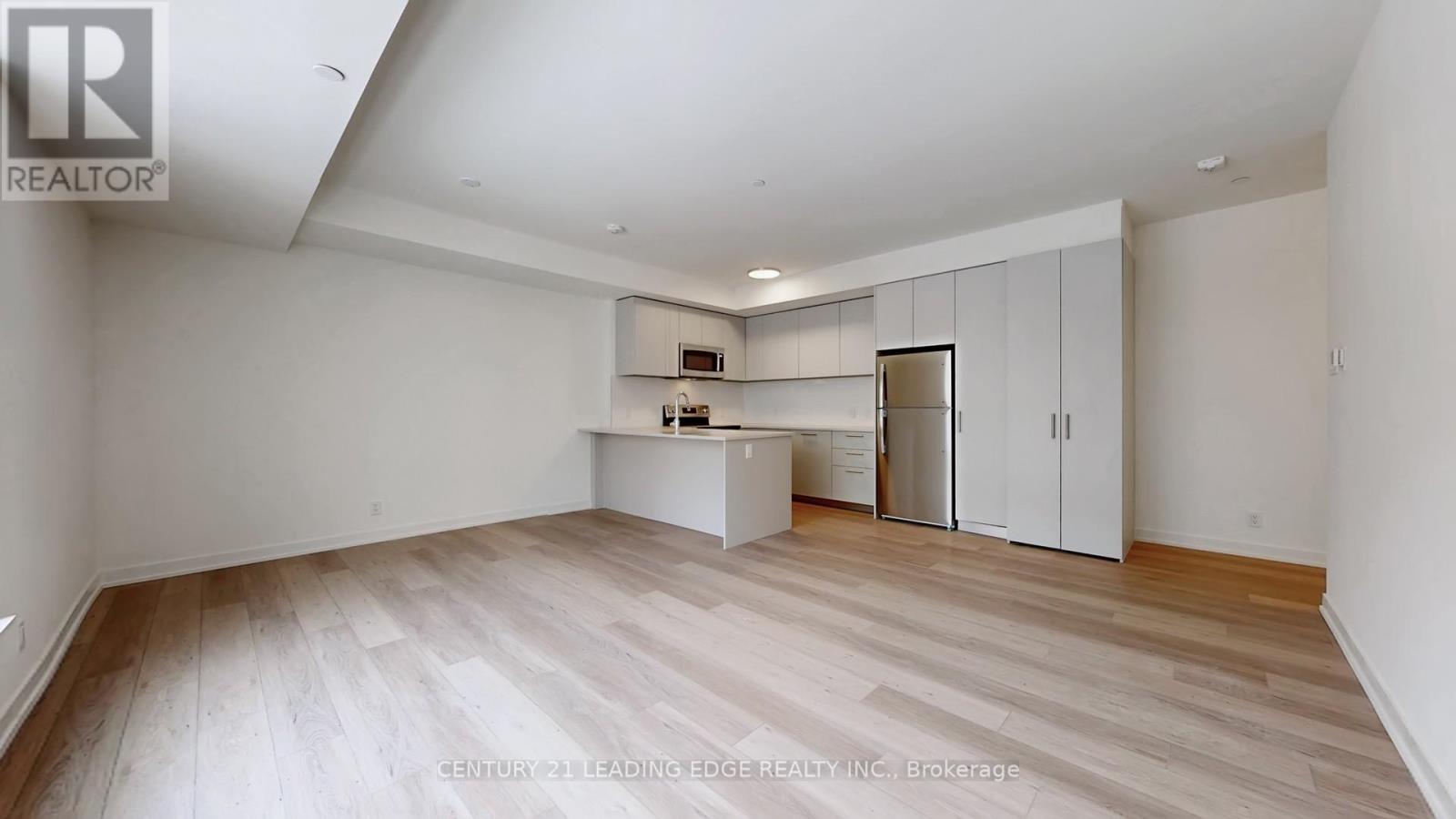 224 - 101 Cathedral High Street, Markham, Ontario  L6C 0P1 - Photo 5 - N12688414