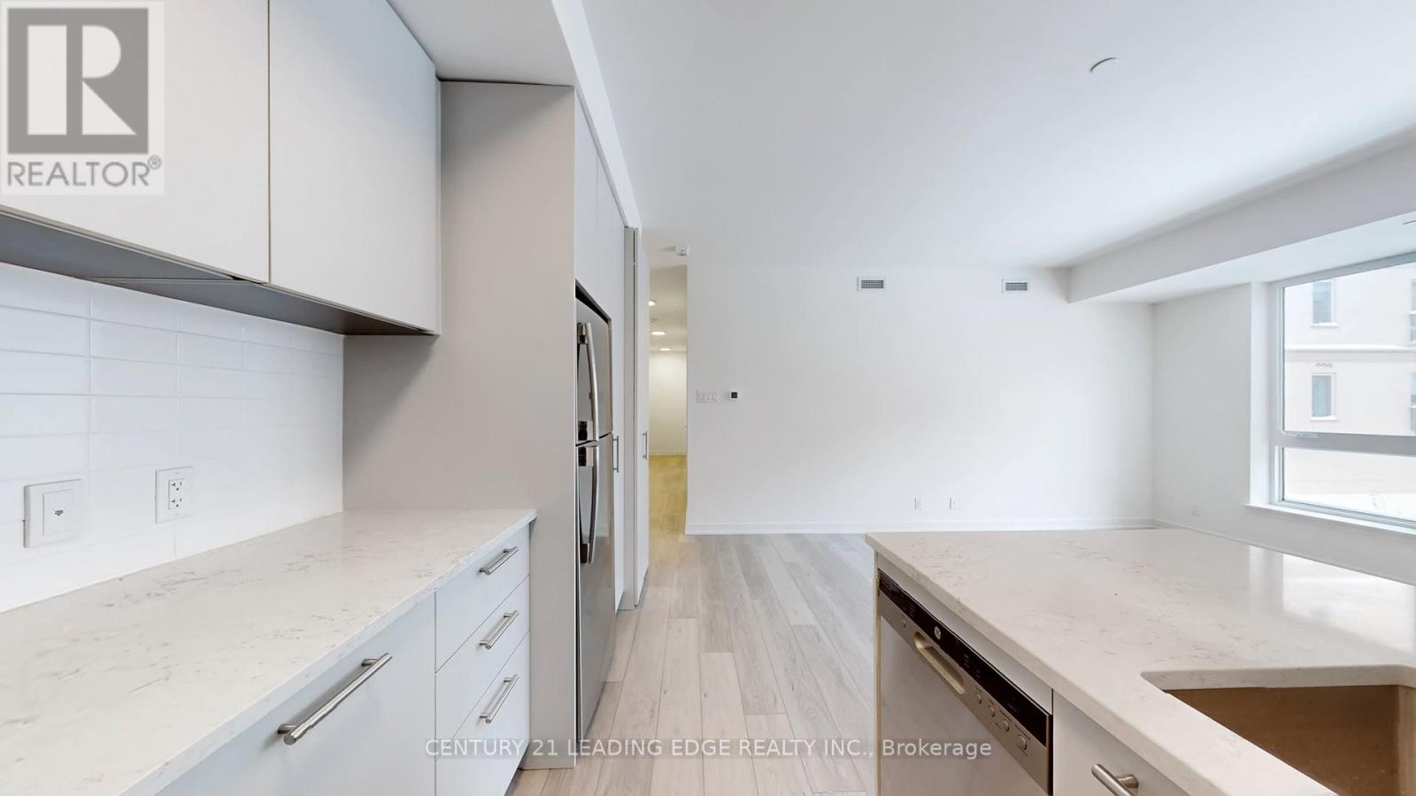 224 - 101 Cathedral High Street, Markham, Ontario  L6C 0P1 - Photo 8 - N12688414