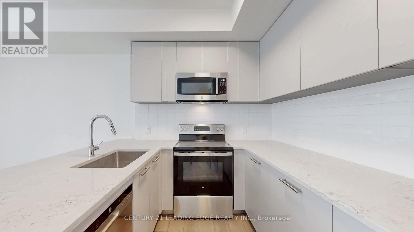 224 - 101 Cathedral High Street, Markham, Ontario  L6C 0P1 - Photo 7 - N12688414