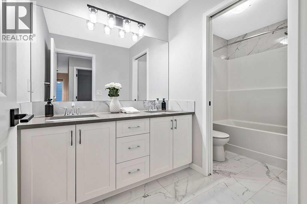 186 West Grove Point Sw, Calgary, Alberta  T3H 1Y7 - Photo 27 - A2278852