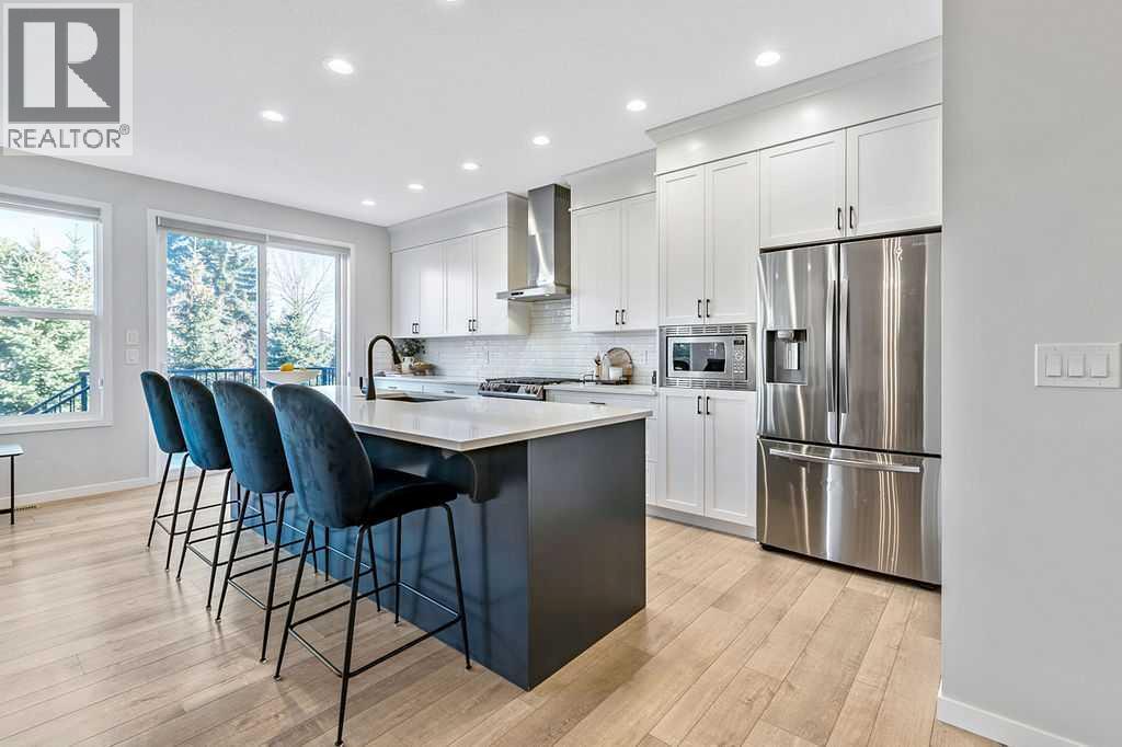 186 West Grove Point Sw, Calgary, Alberta  T3H 1Y7 - Photo 6 - A2278852