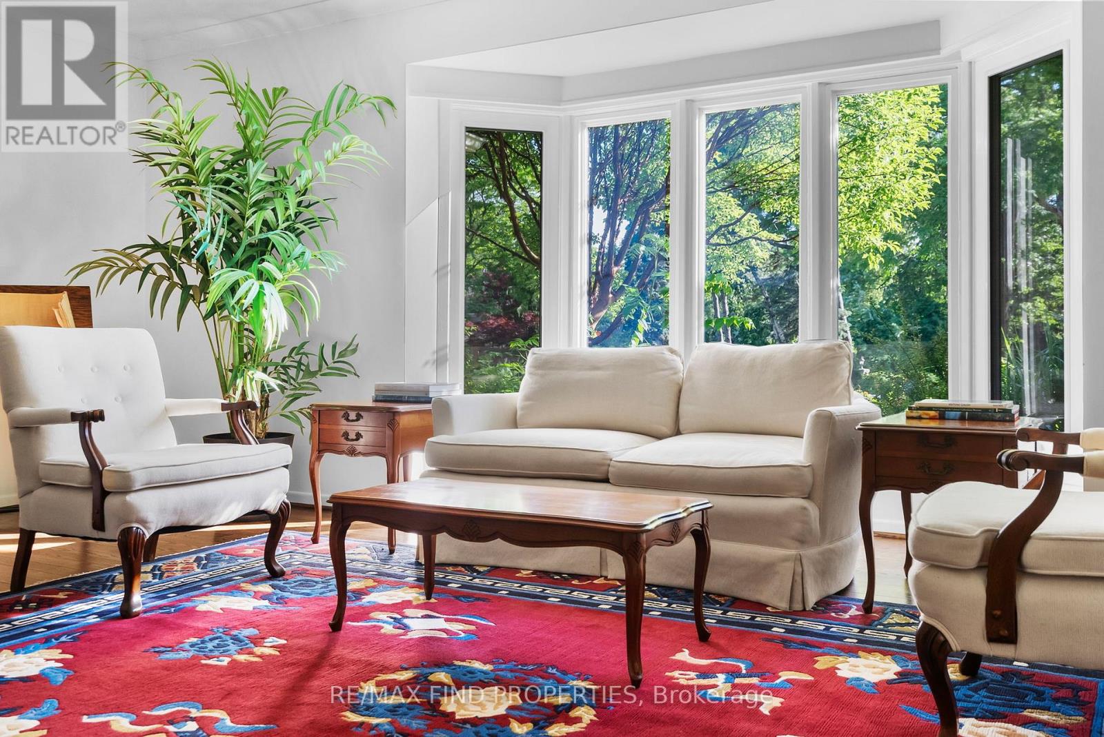 56 Edenvale Crescent, Toronto, Ontario  M9A 4A6 - Photo 9 - W12702882