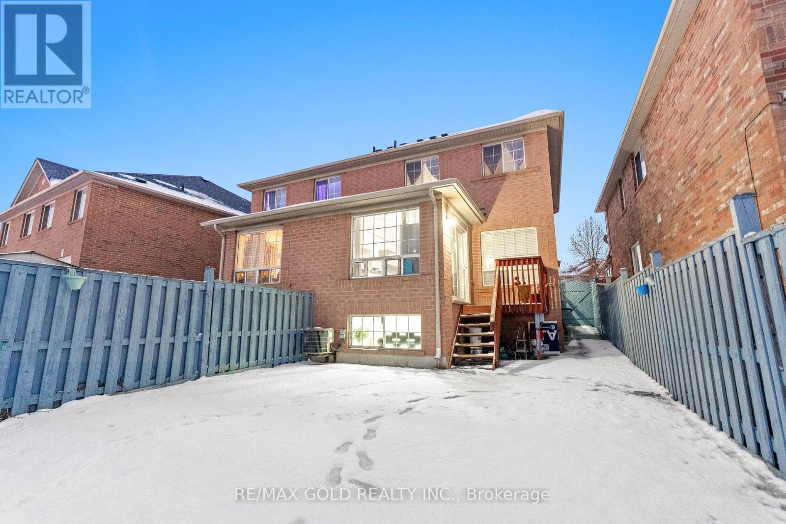 61 Bottomwood Street, Brampton, Ontario  L6S 0A4 - Photo 46 - W12702906