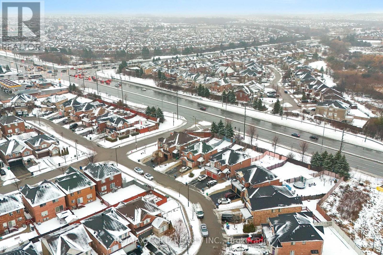 61 Bottomwood Street, Brampton, Ontario  L6S 0A4 - Photo 5 - W12702906