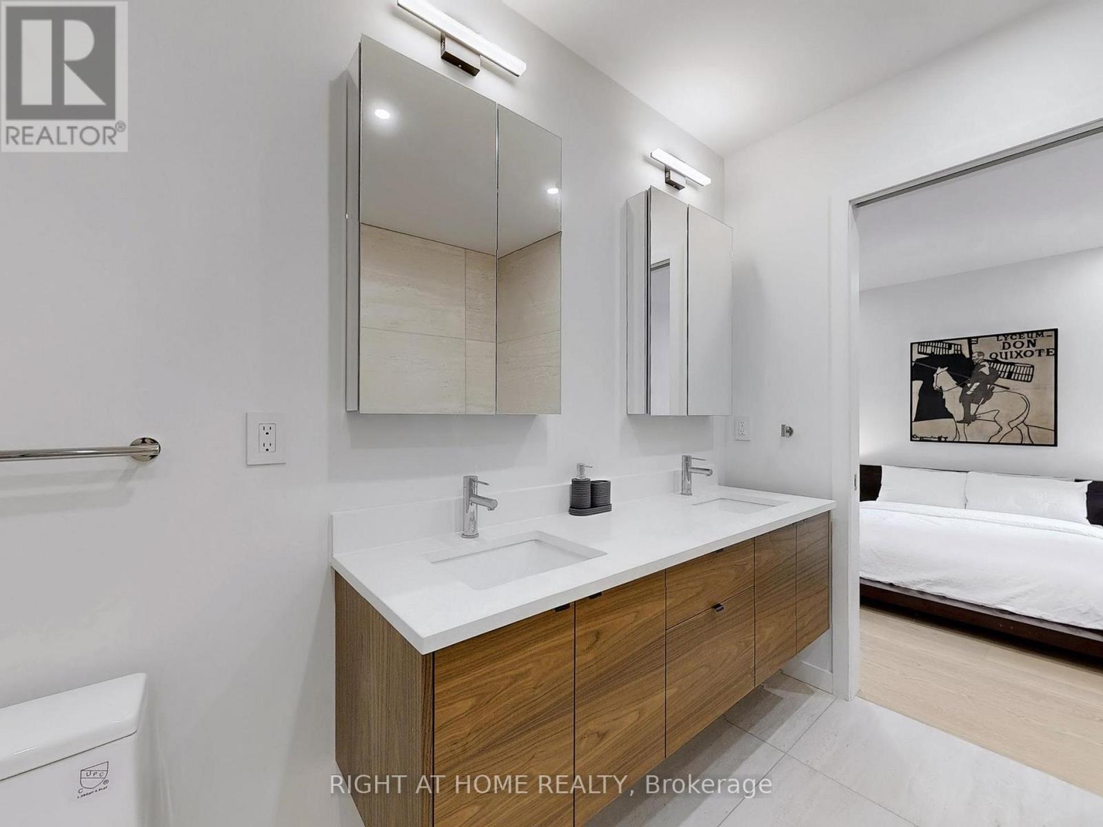 2 - 798 Dovercourt Road, Toronto, Ontario  M6H 2X3 - Photo 17 - W12702966