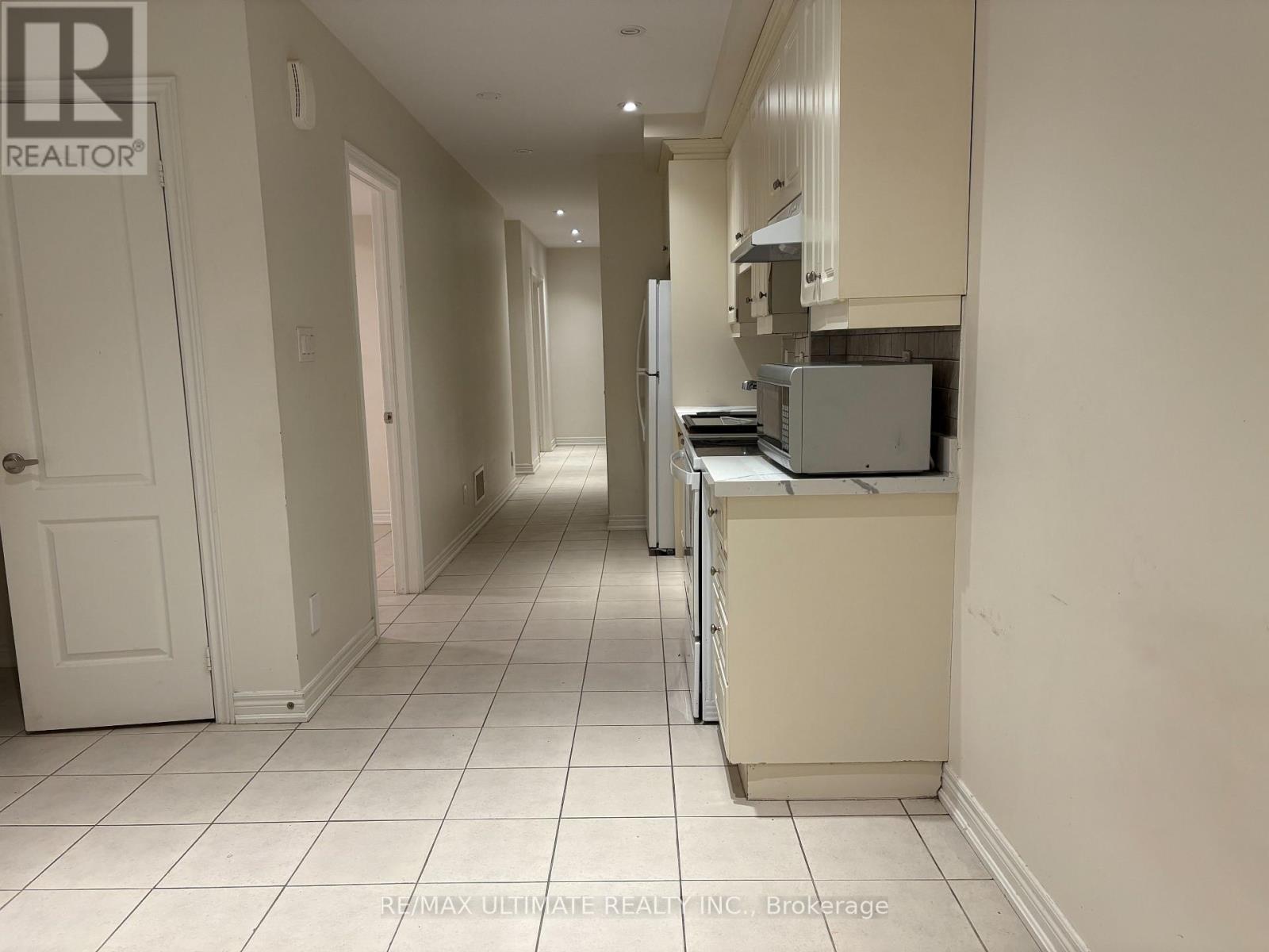 Lower - 1269 Dufferin Street, Toronto, Ontario  M6H 4C2 - Photo 2 - W12703084