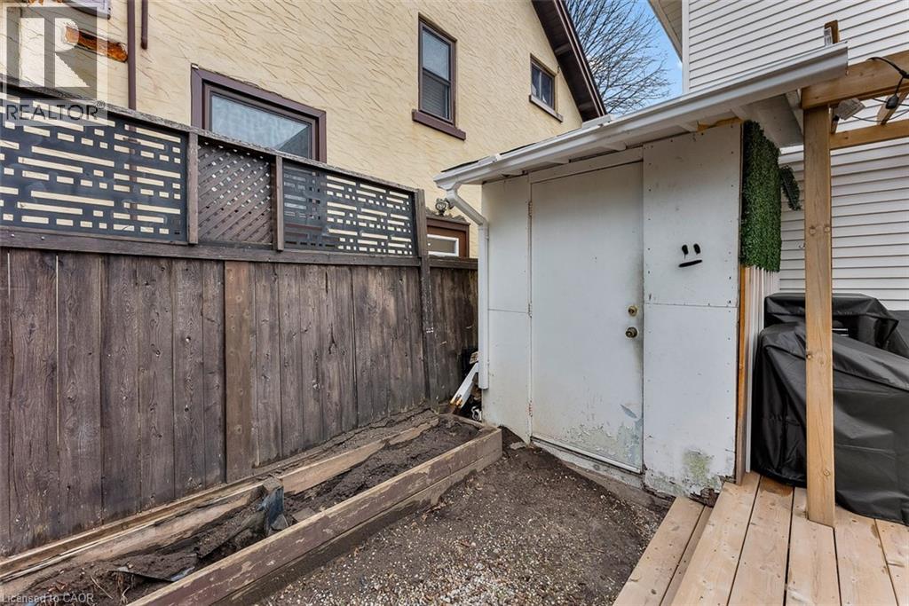 91 Welland Avenue, St. Catharines, Ontario  L2R 2N2 - Photo 32 - 40798915