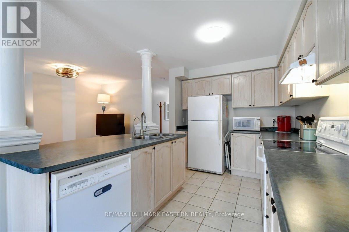 27 Primeau Avenue, Whitby (Brooklin), Ontario  L1M 2B7 - Photo 10 - E12703238