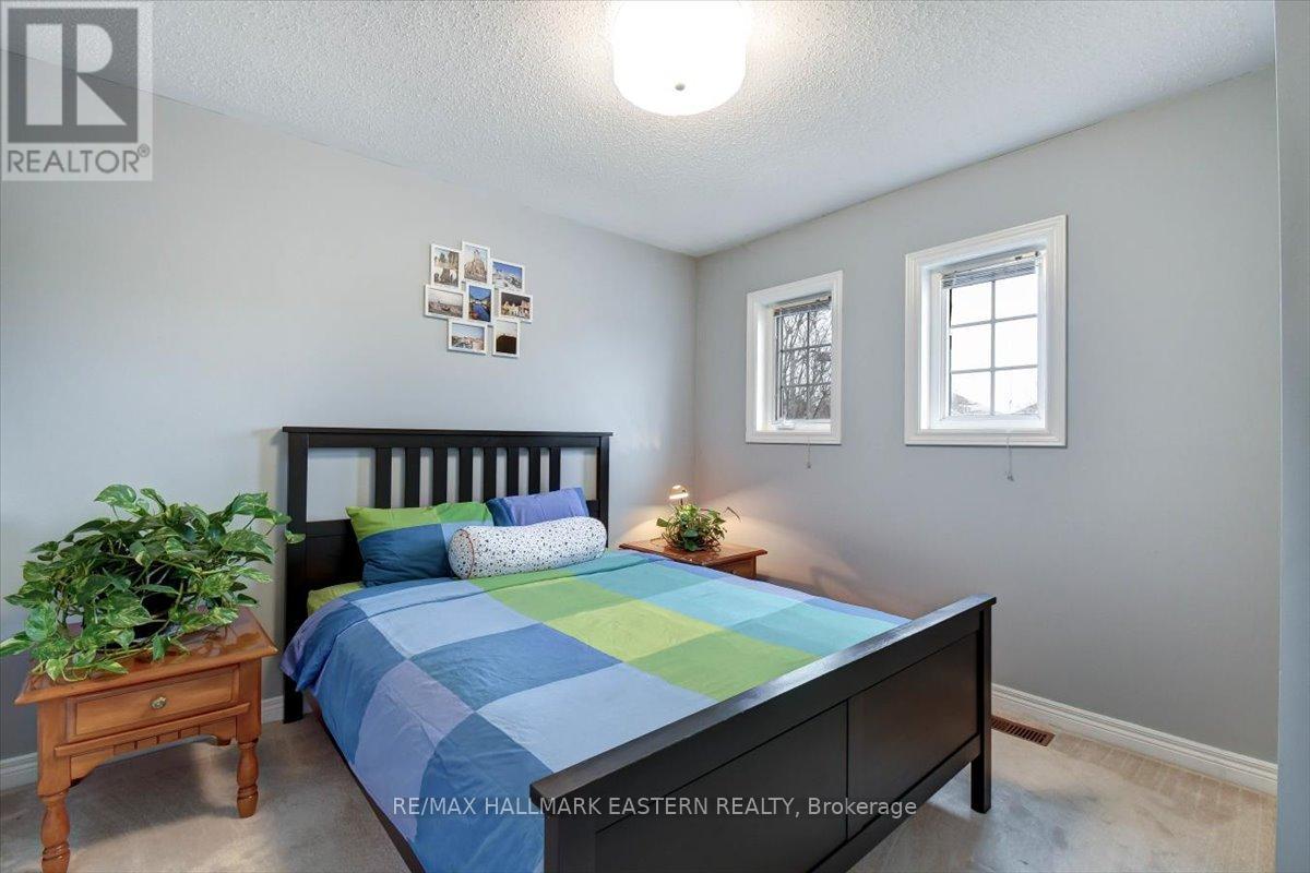 27 Primeau Avenue, Whitby (Brooklin), Ontario  L1M 2B7 - Photo 19 - E12703238