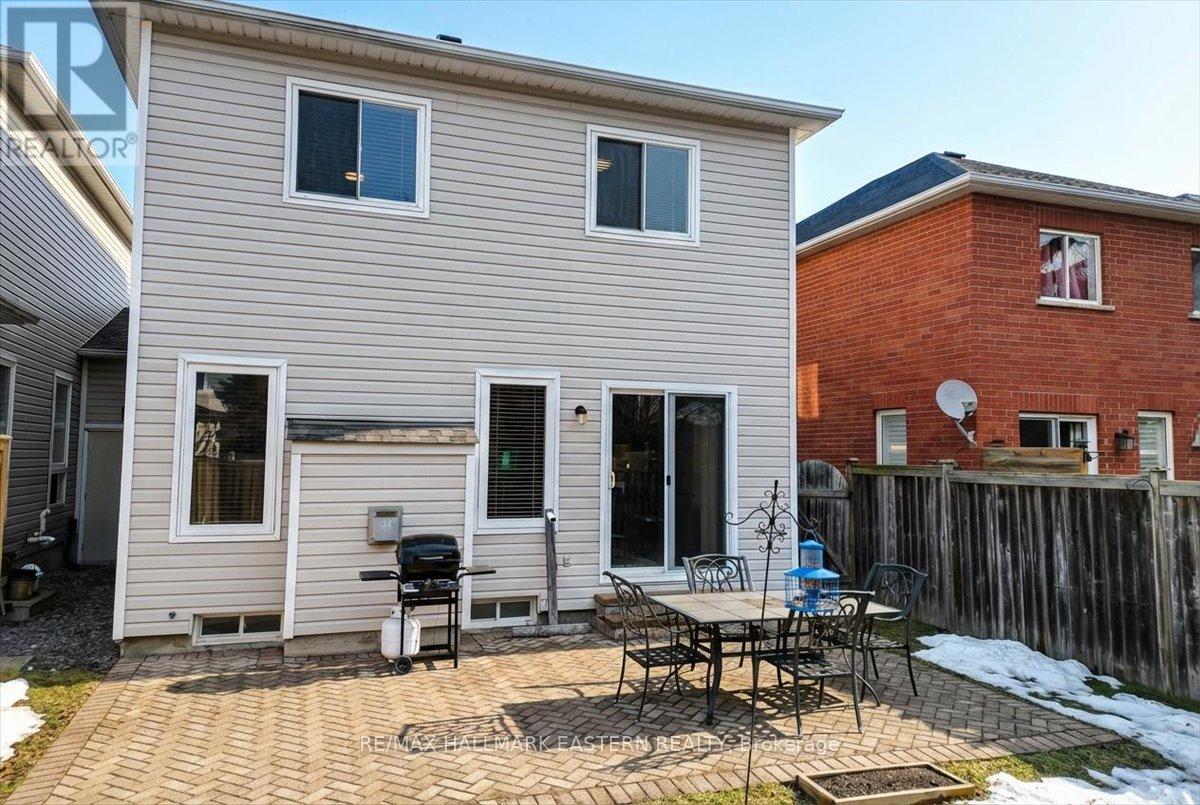 27 Primeau Avenue, Whitby (Brooklin), Ontario  L1M 2B7 - Photo 37 - E12703238