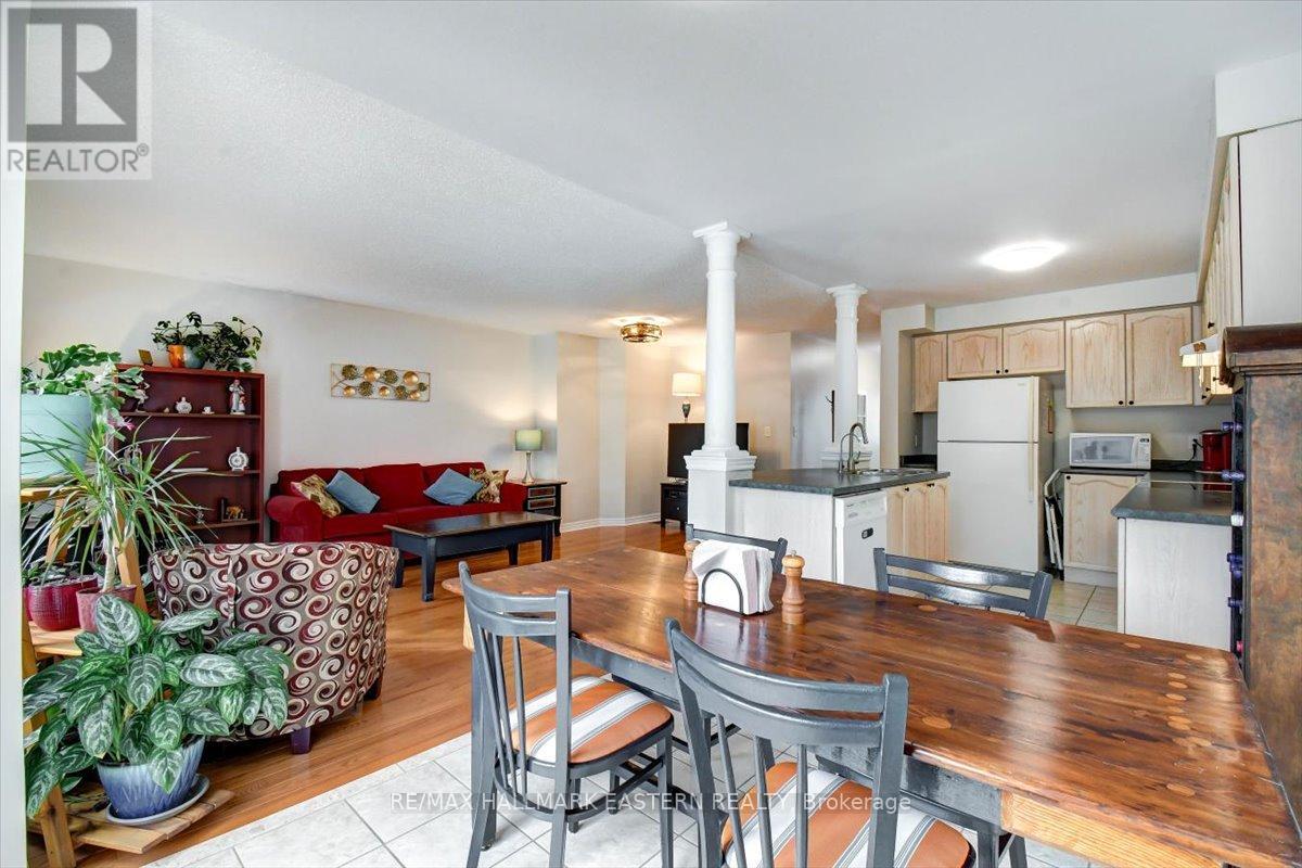 27 Primeau Avenue, Whitby (Brooklin), Ontario  L1M 2B7 - Photo 9 - E12703238