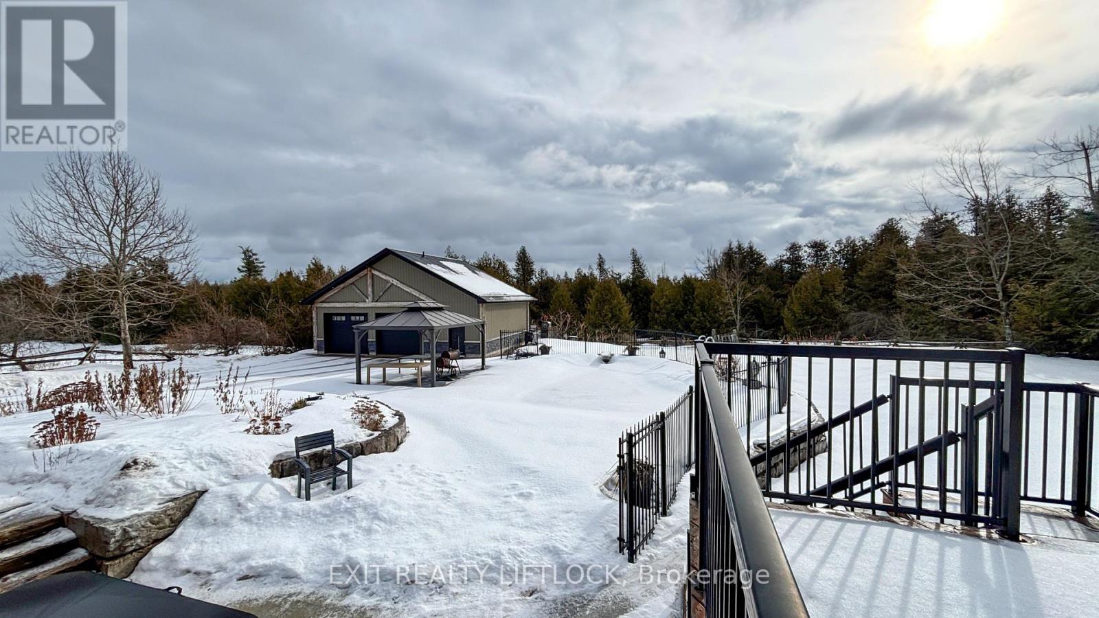 2105 Deer Bay Road, Selwyn, Ontario  K0L 2H0 - Photo 19 - X12703144