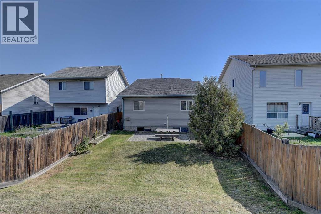6930 90 Street, Grande Prairie, Alberta  T8X 0C1 - Photo 30 - A2272898