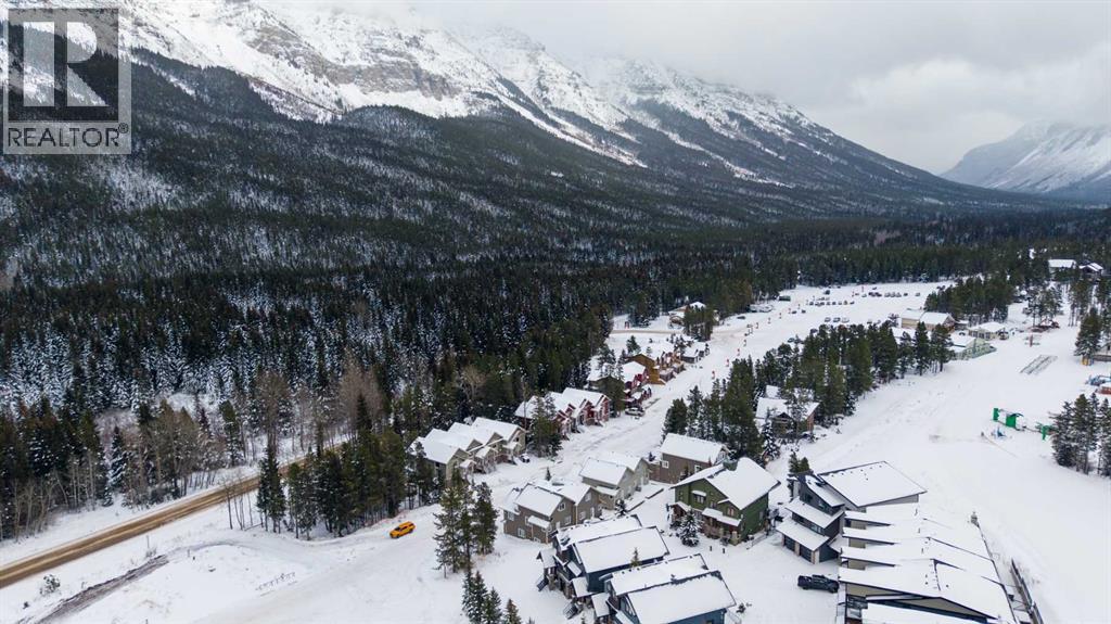 421 Castle Mountain Way, Rural Pincher Creek No. 9, Alberta  T0K 1W0 - Photo 3 - A2274142