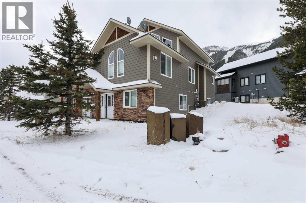 421 Castle Mountain Way, Rural Pincher Creek No. 9, Alberta  T0K 1W0 - Photo 9 - A2274142