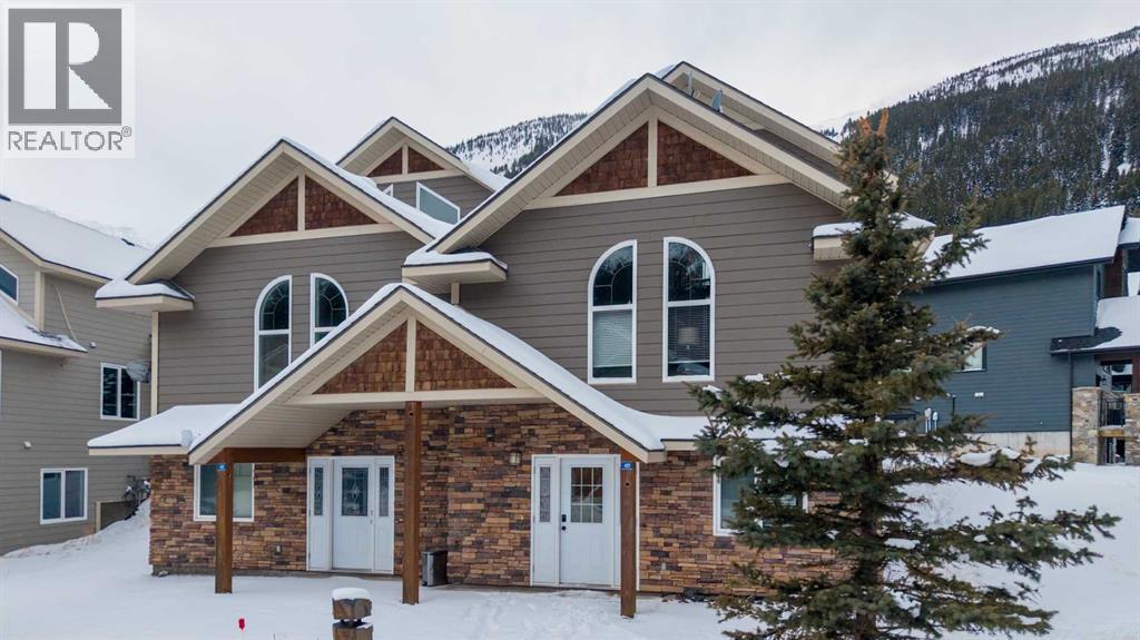 421 Castle Mountain Way, Rural Pincher Creek No. 9, Alberta  T0K 1W0 - Photo 1 - A2274142