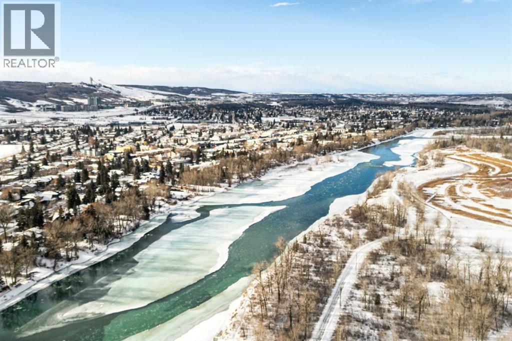 6002 Bow Crescent Nw, Calgary, Alberta  T3B 2B9 - Photo 36 - A2278987