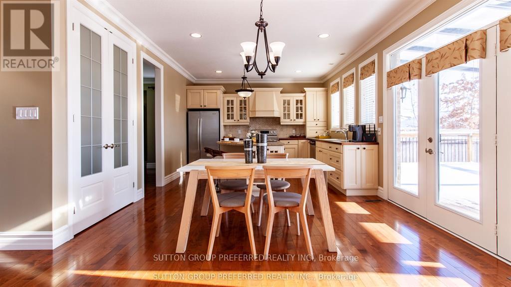 369 Skyline Avenue, London North, Ontario  N5X 0A5 - Photo 11 - X12703148