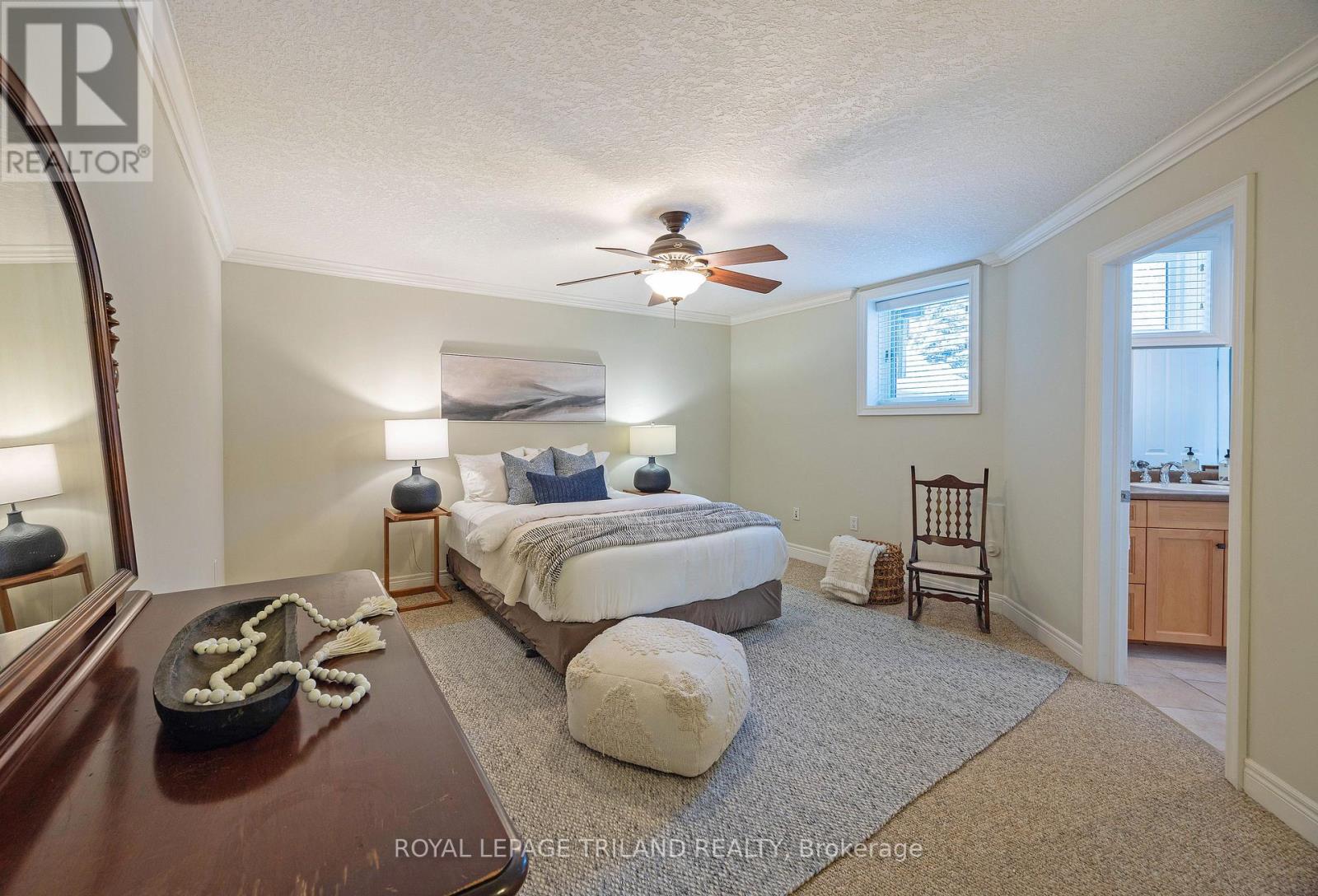 9389 Elviage Drive, London South, Ontario  N6K 4R8 - Photo 32 - X12703182