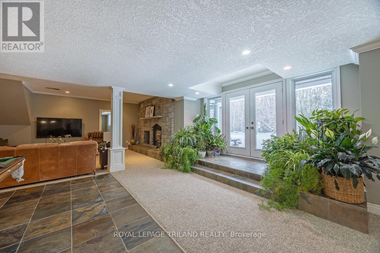 9389 Elviage Drive, London South, Ontario  N6K 4R8 - Photo 36 - X12703182