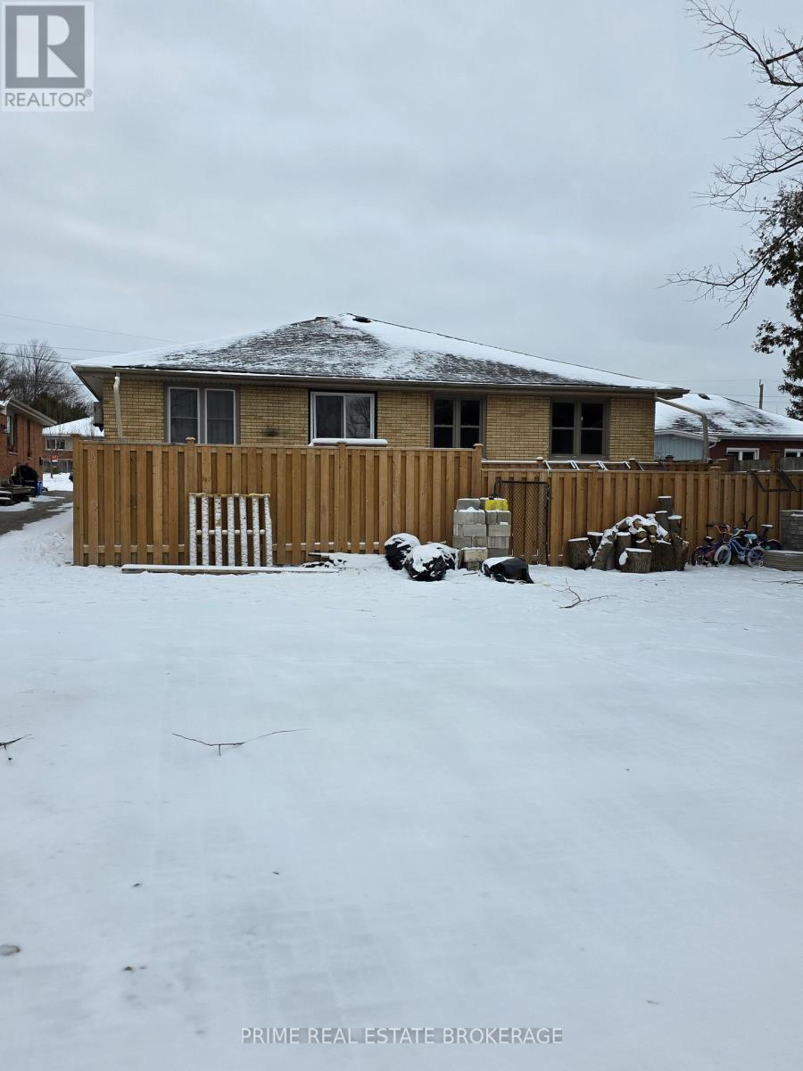 246 Greenwood Avenue, London South, Ontario  N6J 3G4 - Photo 8 - X12703186