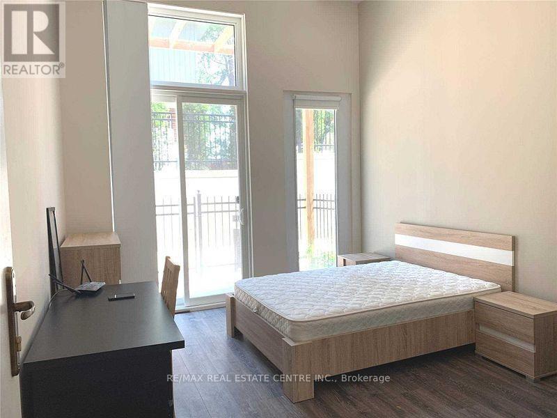 102 - 253 Albert Street, Waterloo, Ontario  N2L 3T7 - Photo 9 - X12702814