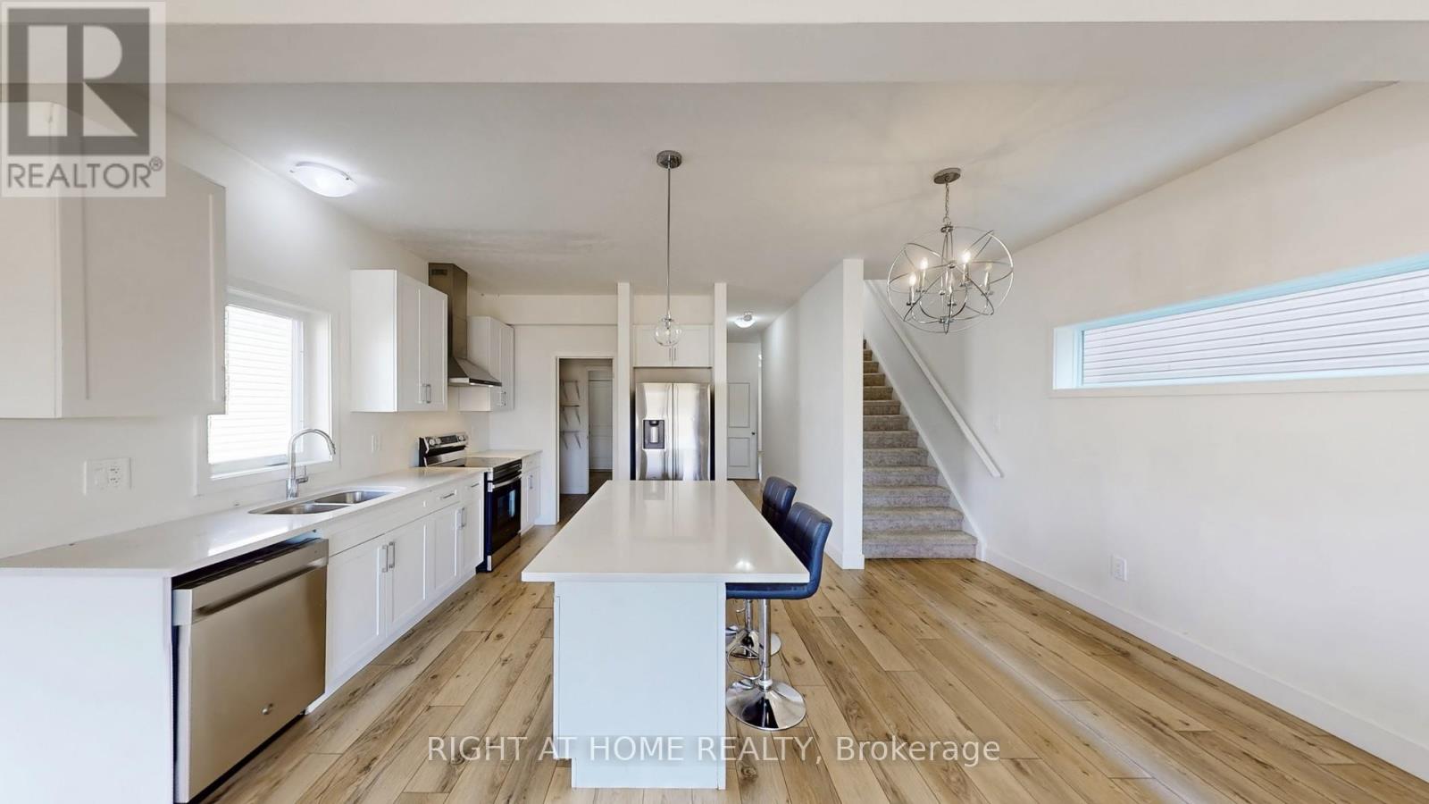 1608 Capri Crescent, London North, Ontario  N6G 0S8 - Photo 12 - X12702956