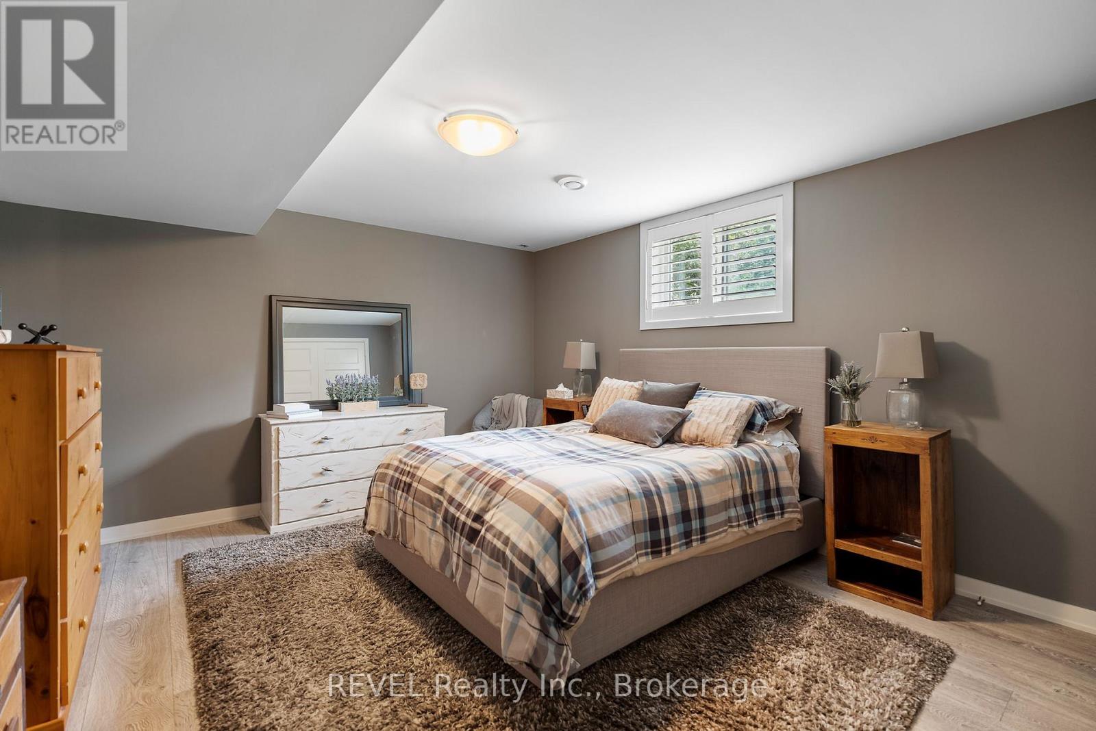 2 Tulip Tree Road, Niagara-On-The-Lake (St. Davids), Ontario  L0S 1J0 - Photo 31 - X12703156