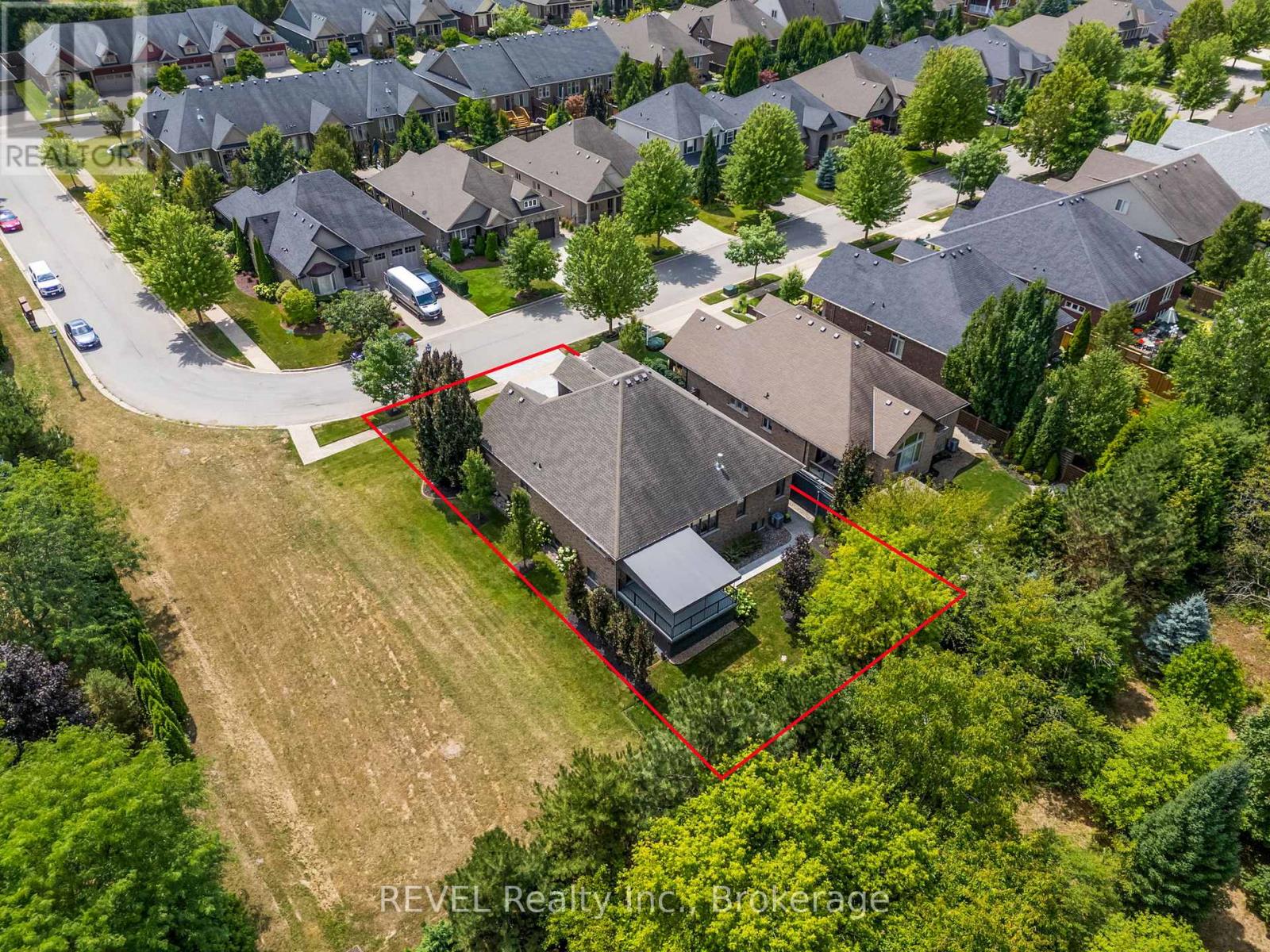 2 Tulip Tree Road, Niagara-On-The-Lake (St. Davids), Ontario  L0S 1J0 - Photo 42 - X12703156