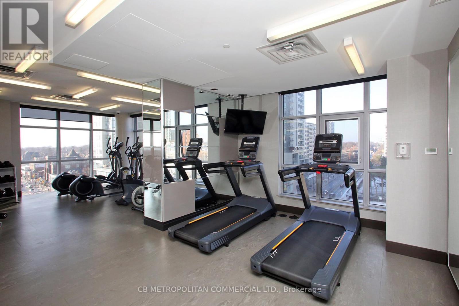 1105 - 501 St Clair Avenue W, Toronto, Ontario  M5P 0A2 - Photo 23 - C12702086