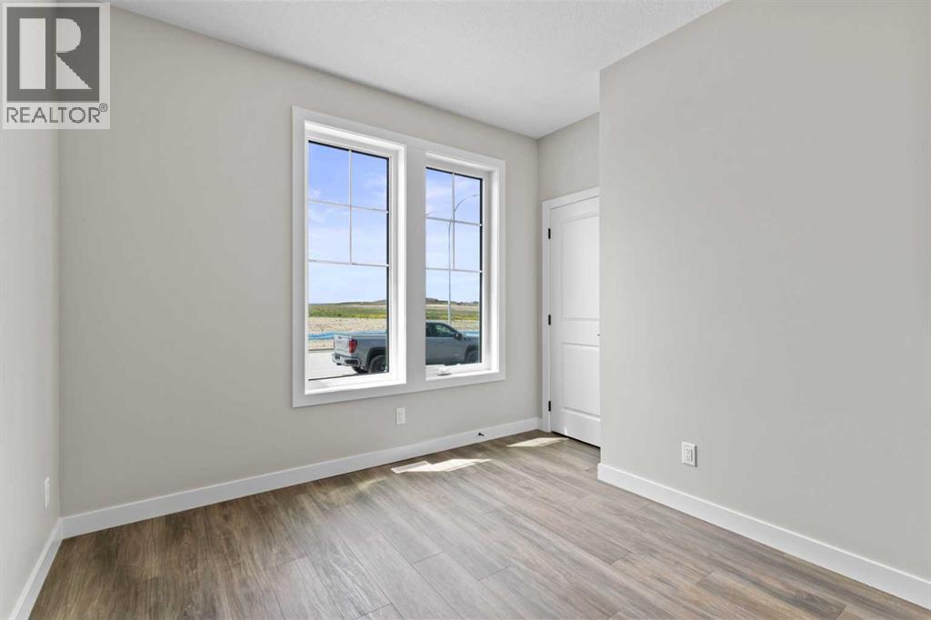 14926 24 Street Nw, Calgary, Alberta  T3P 2J9 - Photo 5 - A2279705