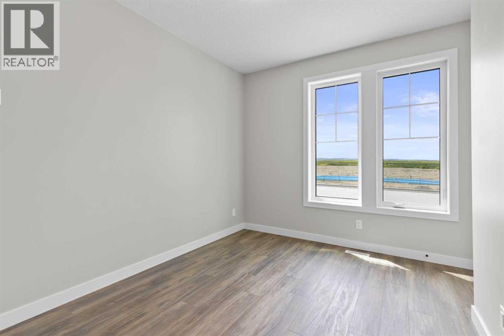 14926 24 Street Nw, Calgary, Alberta  T3P 2J9 - Photo 6 - A2279705