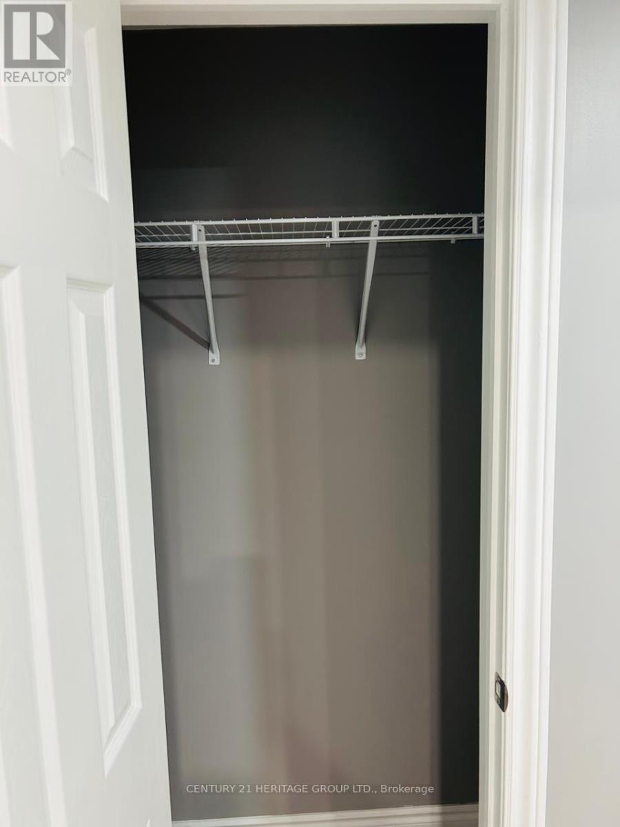 1120 Leslie Drive, Innisfil (Alcona), Ontario  L9S 1T9 - Photo 12 - N12702780