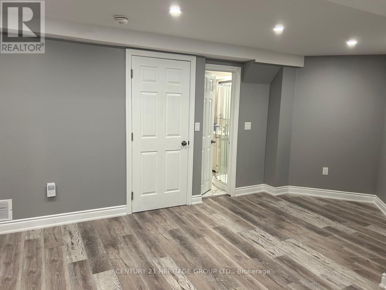 1120 Leslie Drive, Innisfil (Alcona), Ontario  L9S 1T9 - Photo 9 - N12702780