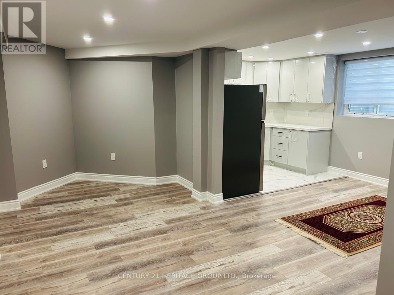 1120 Leslie Drive, Innisfil (Alcona), Ontario  L9S 1T9 - Photo 3 - N12702780