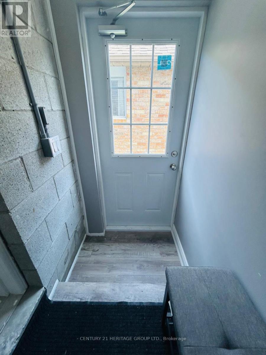 1120 Leslie Drive, Innisfil (Alcona), Ontario  L9S 1T9 - Photo 19 - N12702780